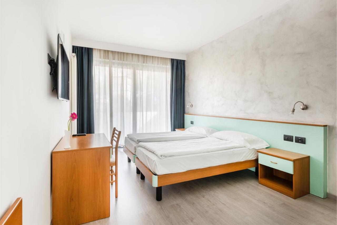 Hotel De Nac Torbole Sul Garda Екстер'єр фото