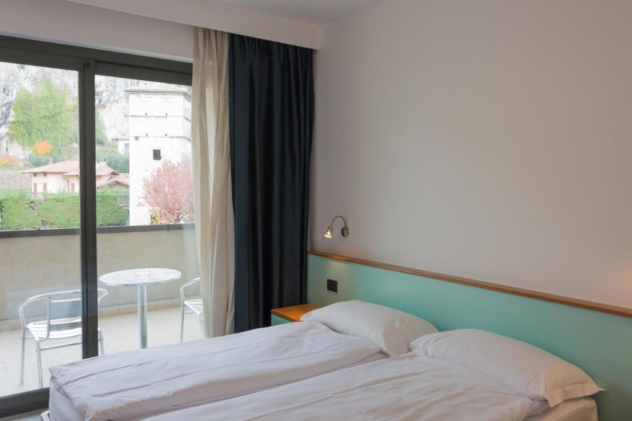 Hotel De Nac Torbole Sul Garda Екстер'єр фото